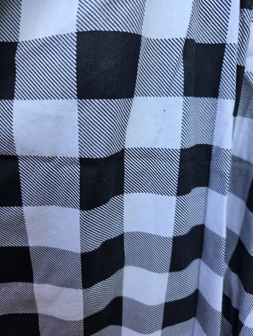 Retro Chic Black and White Gingham Smocked Sundress - Picture 4 of 12